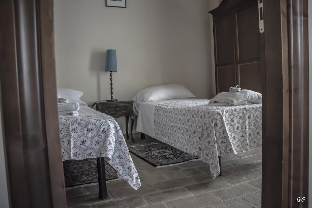 Вілла Mons Major Relais Montemaggiore al Metauro Номер фото