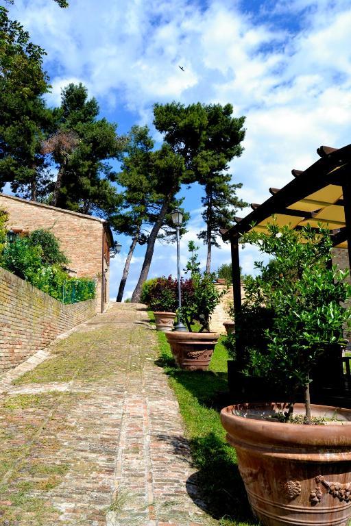 Вілла Mons Major Relais Montemaggiore al Metauro Екстер'єр фото